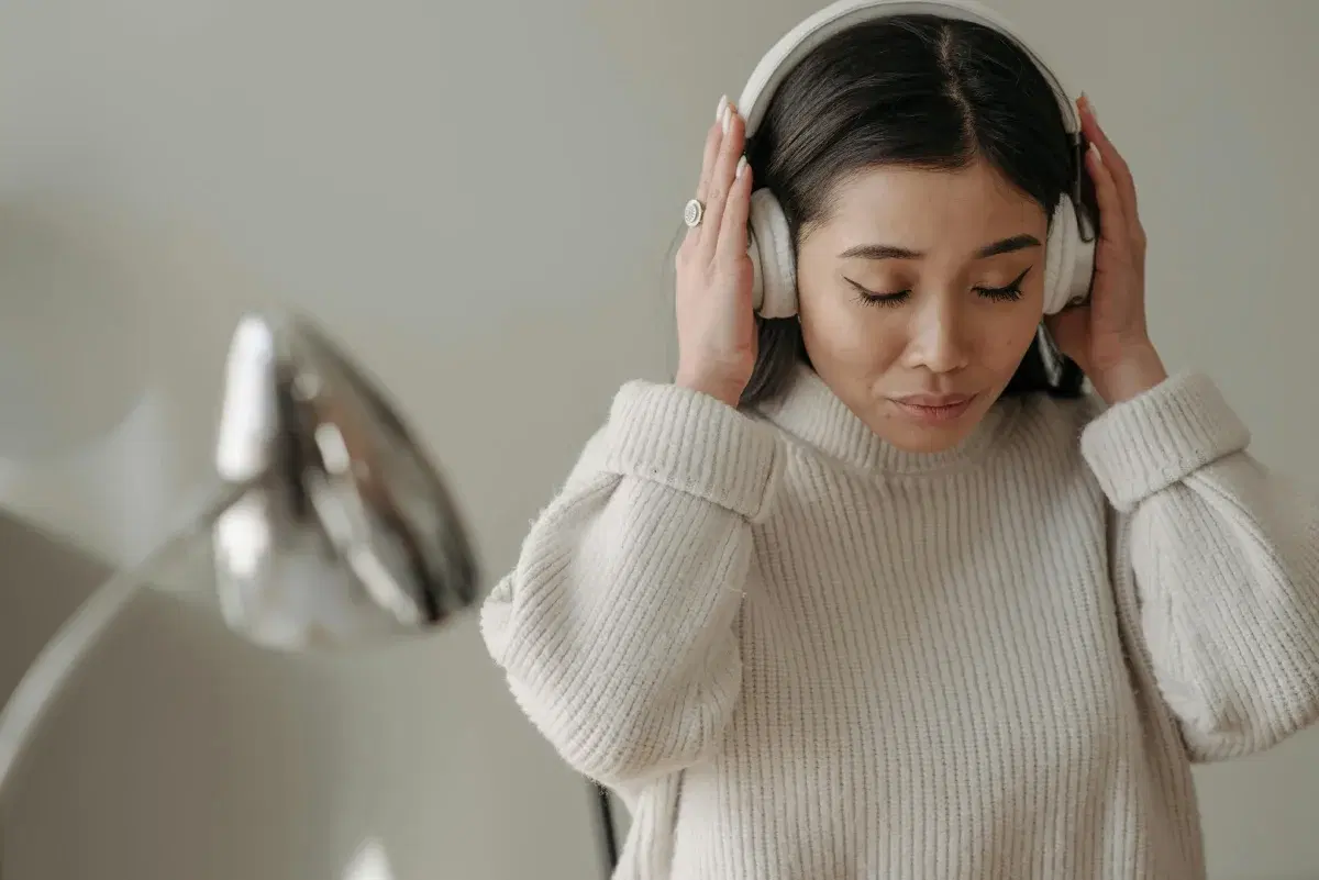 How Music Therapy Transforms Your Mental Wellbeing